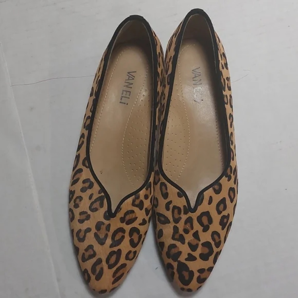Vaneli Woman Leather Calf Hair Flats Size 7 1/2 N Cheetah Print